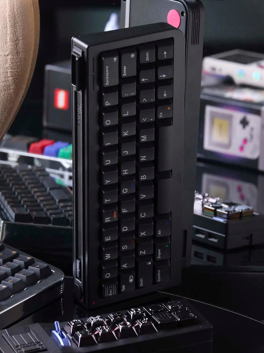80Retros GB40 40% Wireless Keyboard - Image 12
