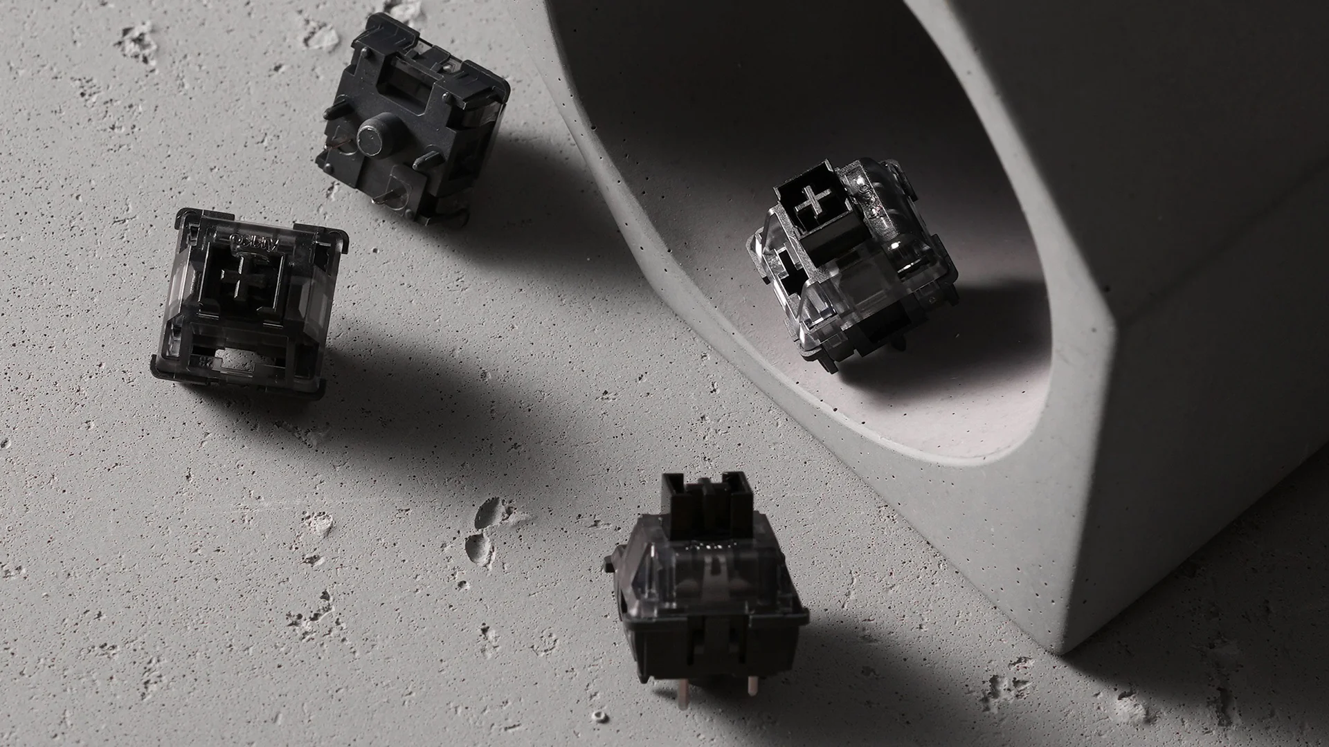 Akko Creamy Black Pro 55g Linear PCB Mount Switches 45 Pack - Image 7