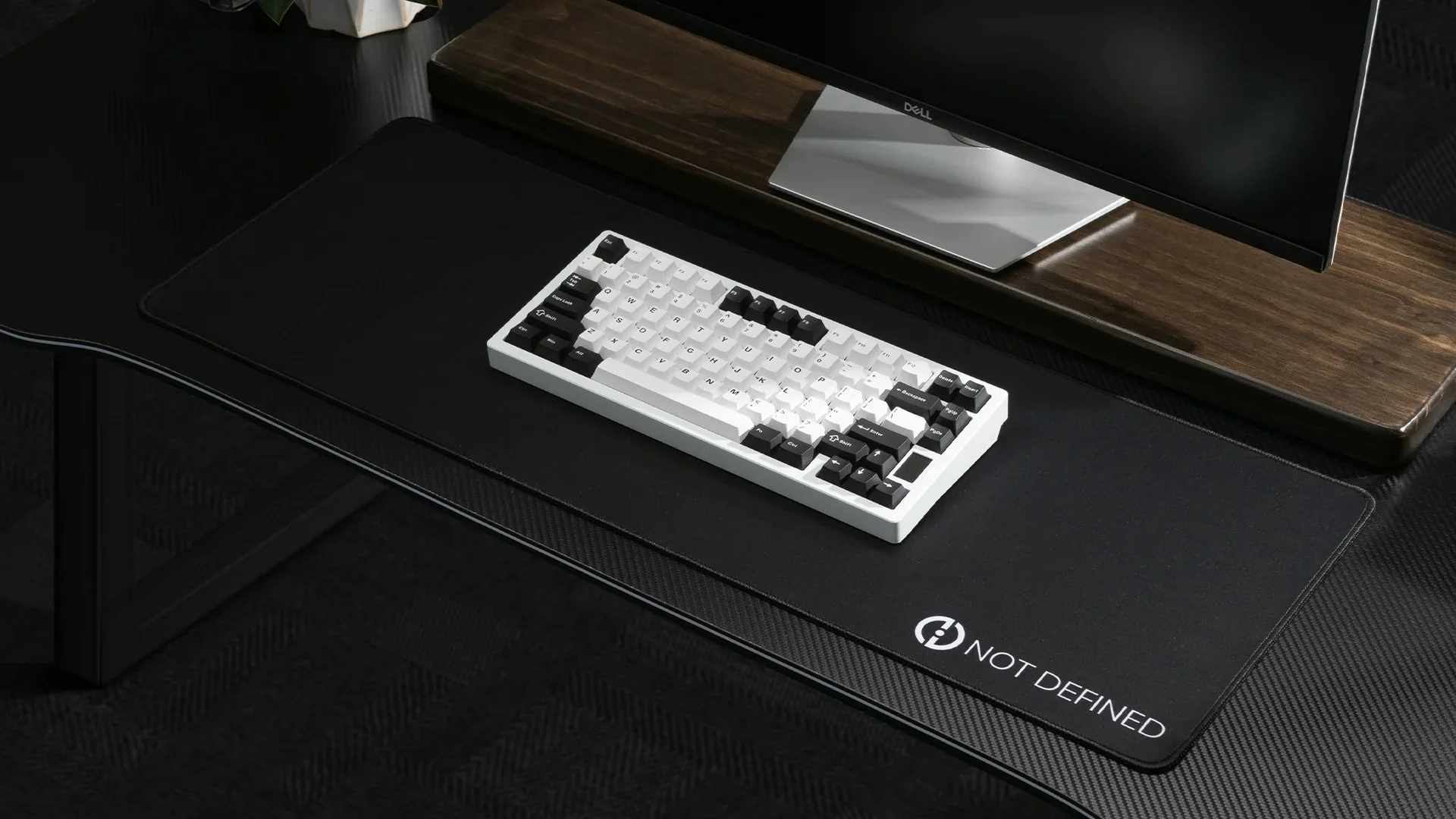 Chilkey ND75 Deskmat - Image 20