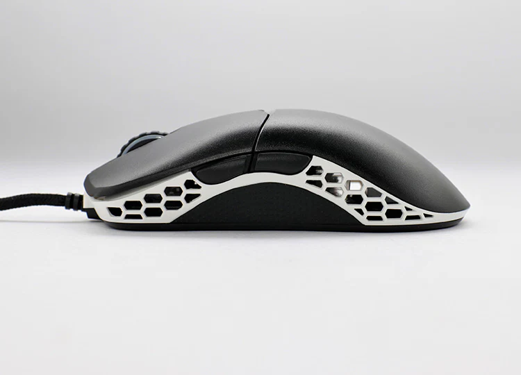 Ducky Black & White Feather Mouse (Huano Blue Microswitch) - Image 7