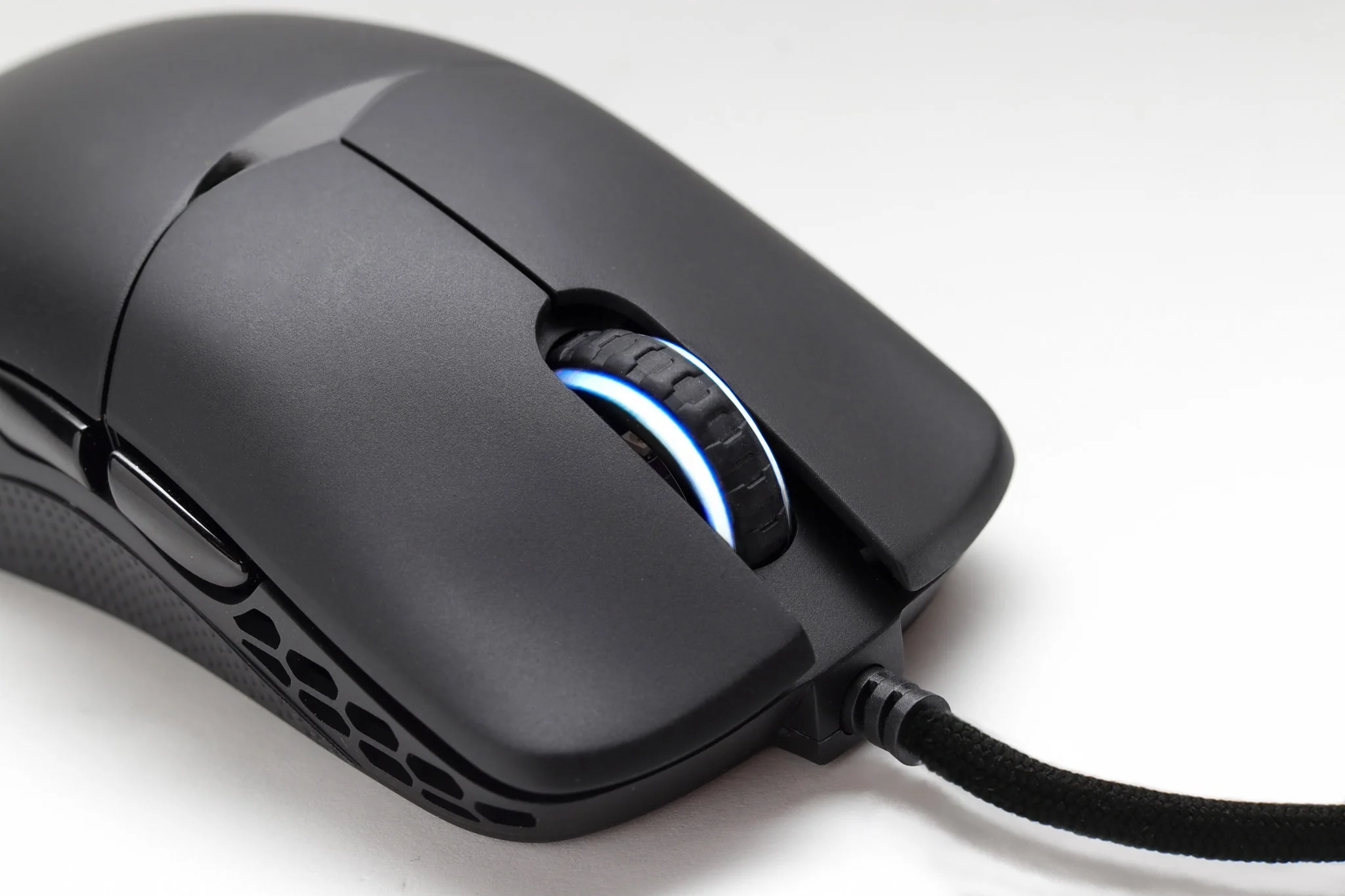 Ducky Feather Mouse 65g SR structure RGB 3389 Sensor Huano Switches - Image 7