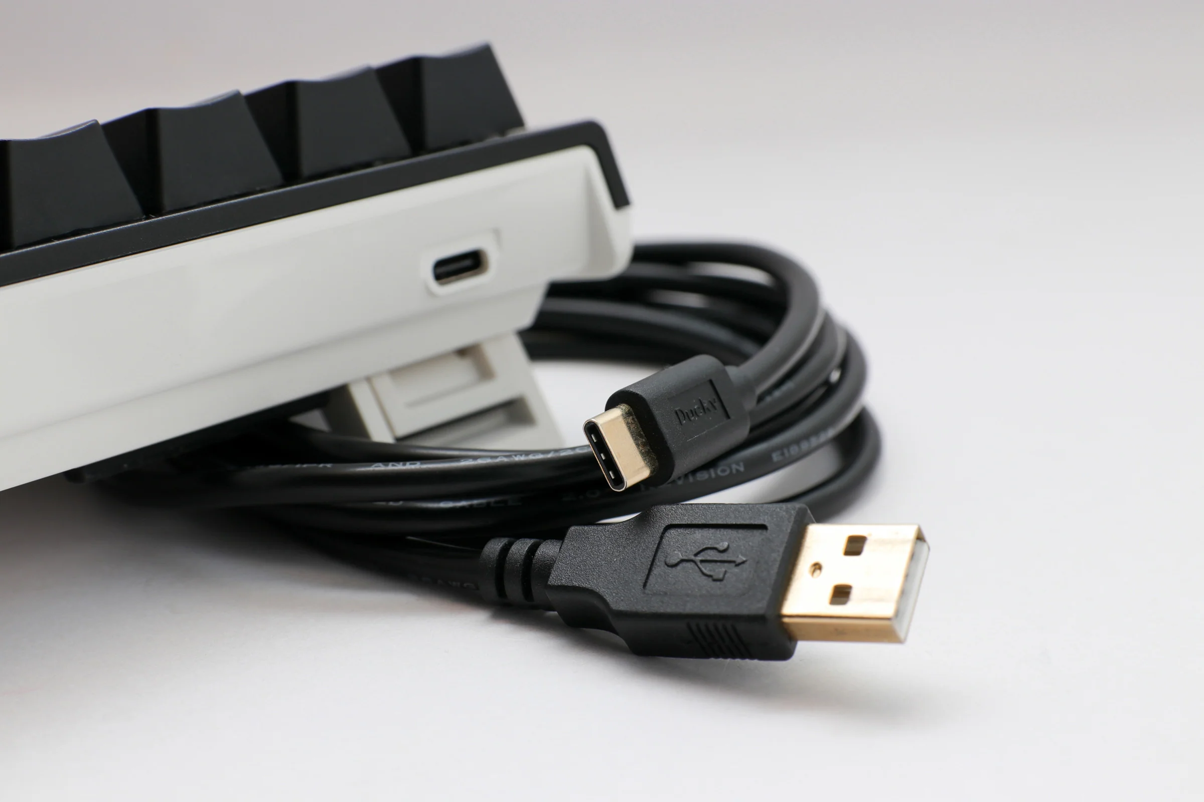 Ducky One 2 Mini Pro Classic RGB LED 60% Double Shot PBT Mechanical Keyboard - Image 10