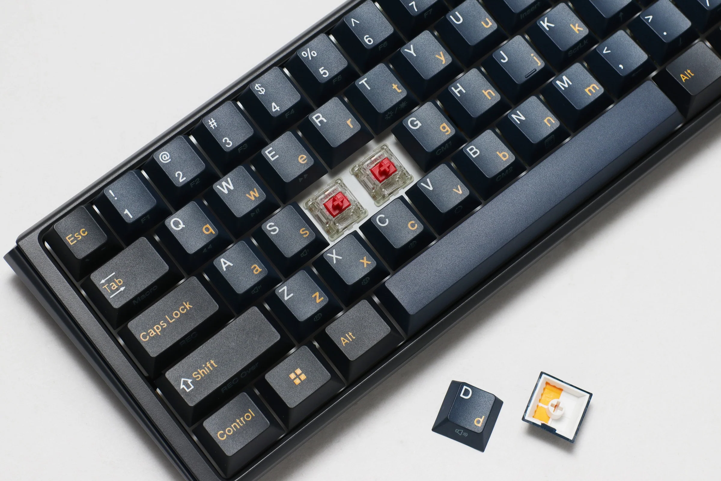 Ducky One 3 Mini Pro Nazca 8K 60% Hotswap RGB Triple Shot PBT Keyboard - Image 12