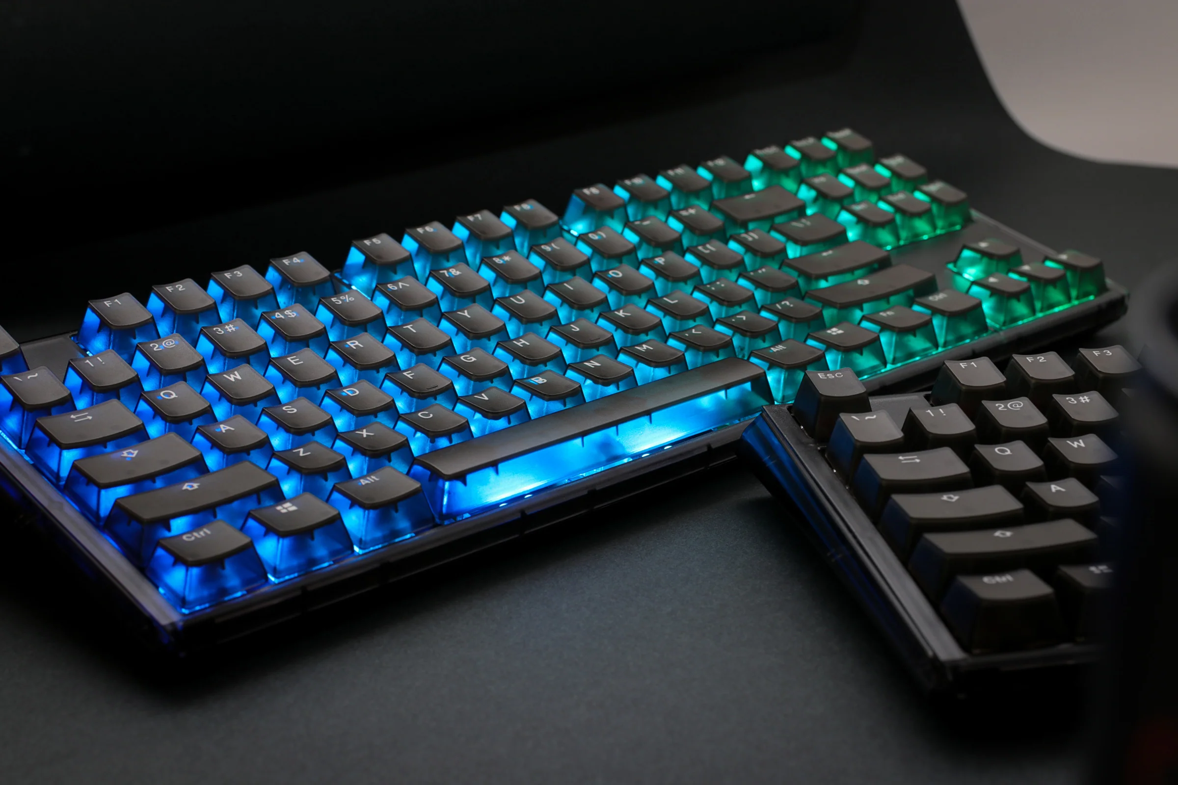 Ducky One 3 TKL Aura Clear Black Hotswap RGB Double Shot ABS Mechanical Keyboard - Image 10