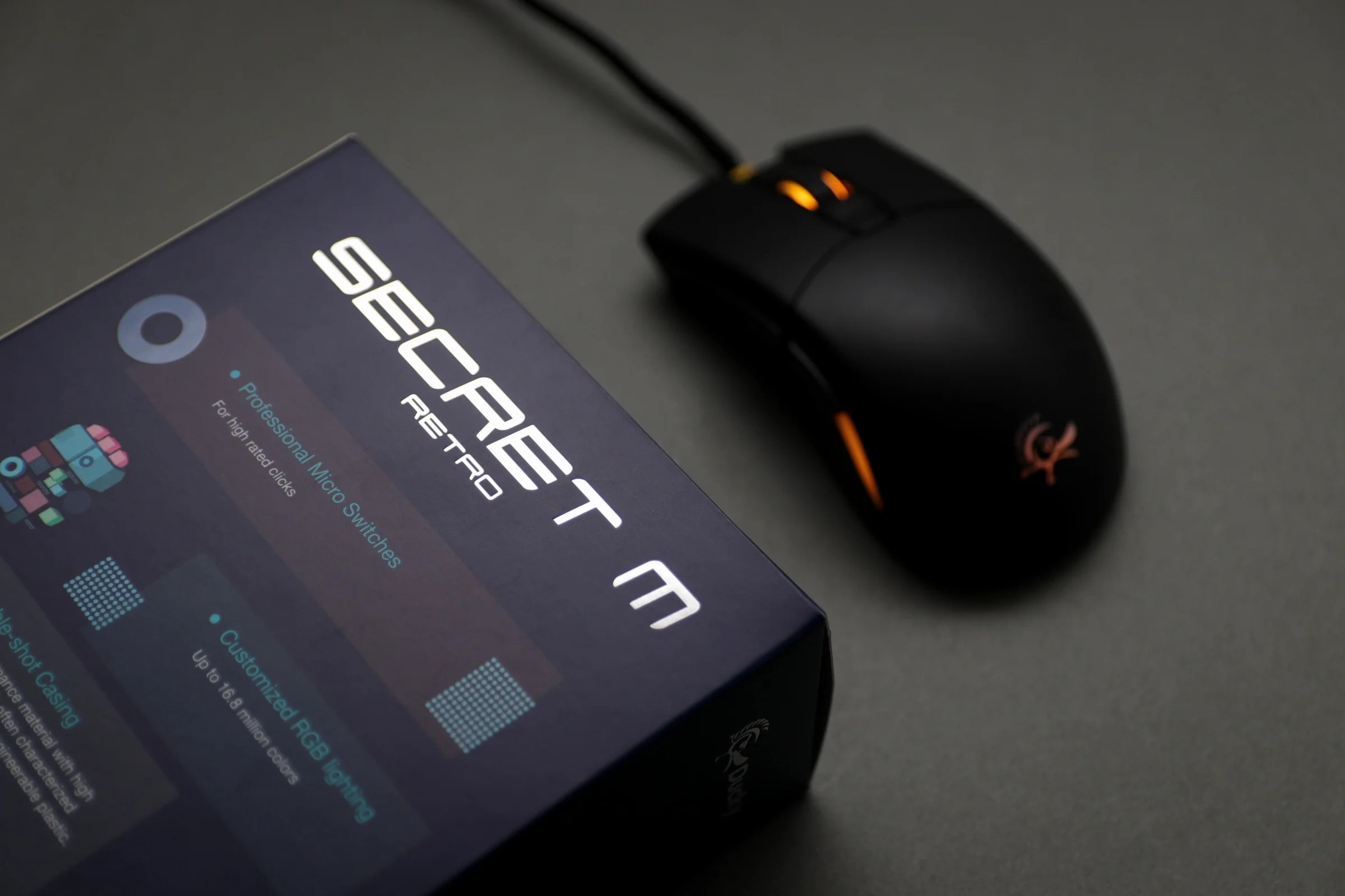 Ducky Secret M Retro RGB Mouse - Image 11