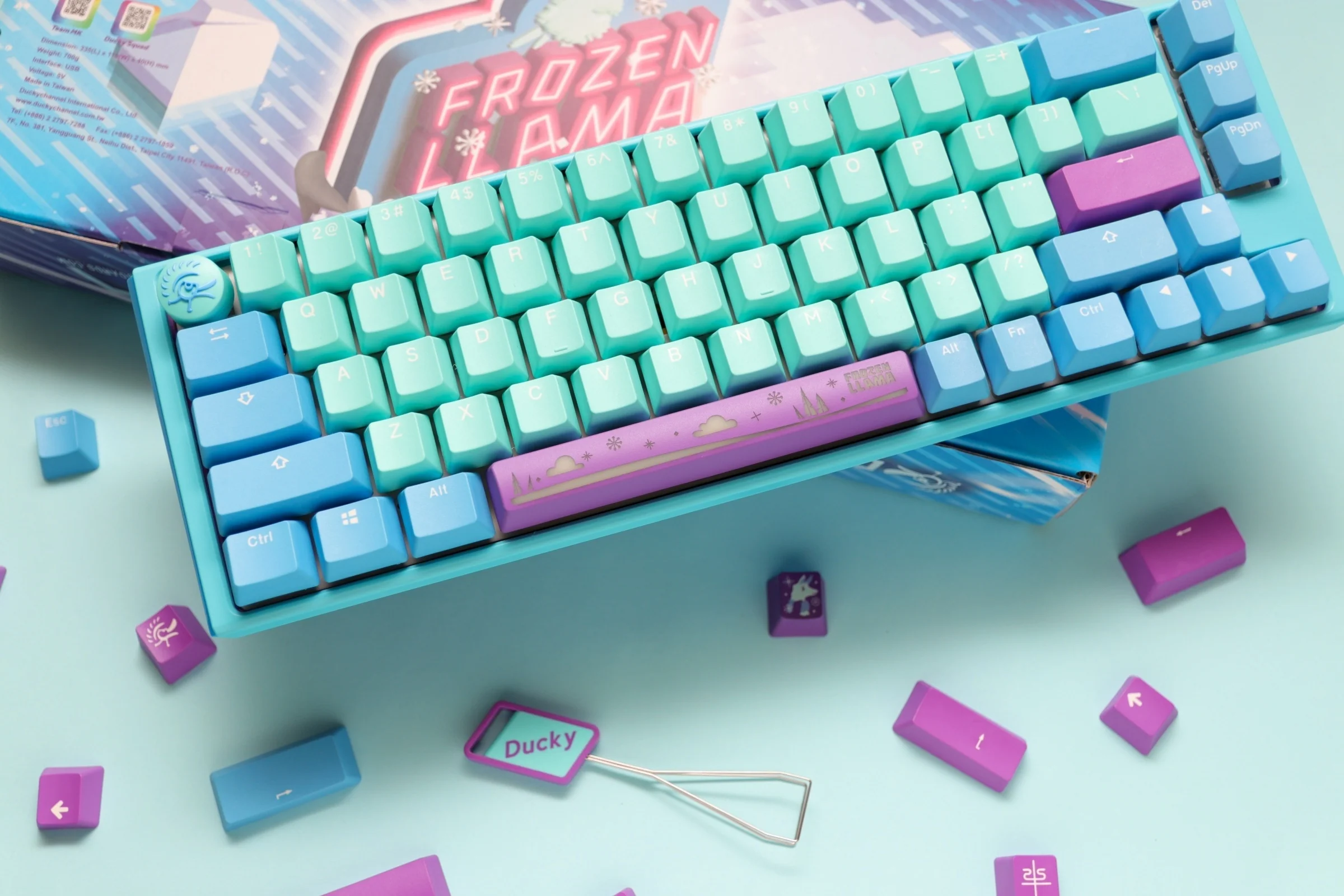 Ducky x MK One 3 SF Frozen Llama 65% Hotswap RGB Limited Edition Mechanical Keyboard - Image 11