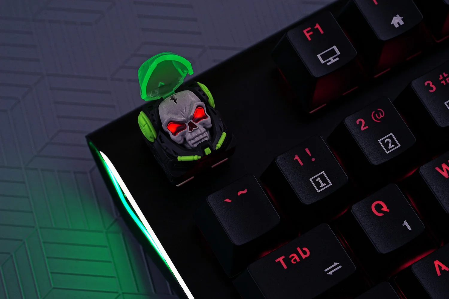 Hot Keys Project HKP Astronskull Green Poison Artisan Keycap - Image 3