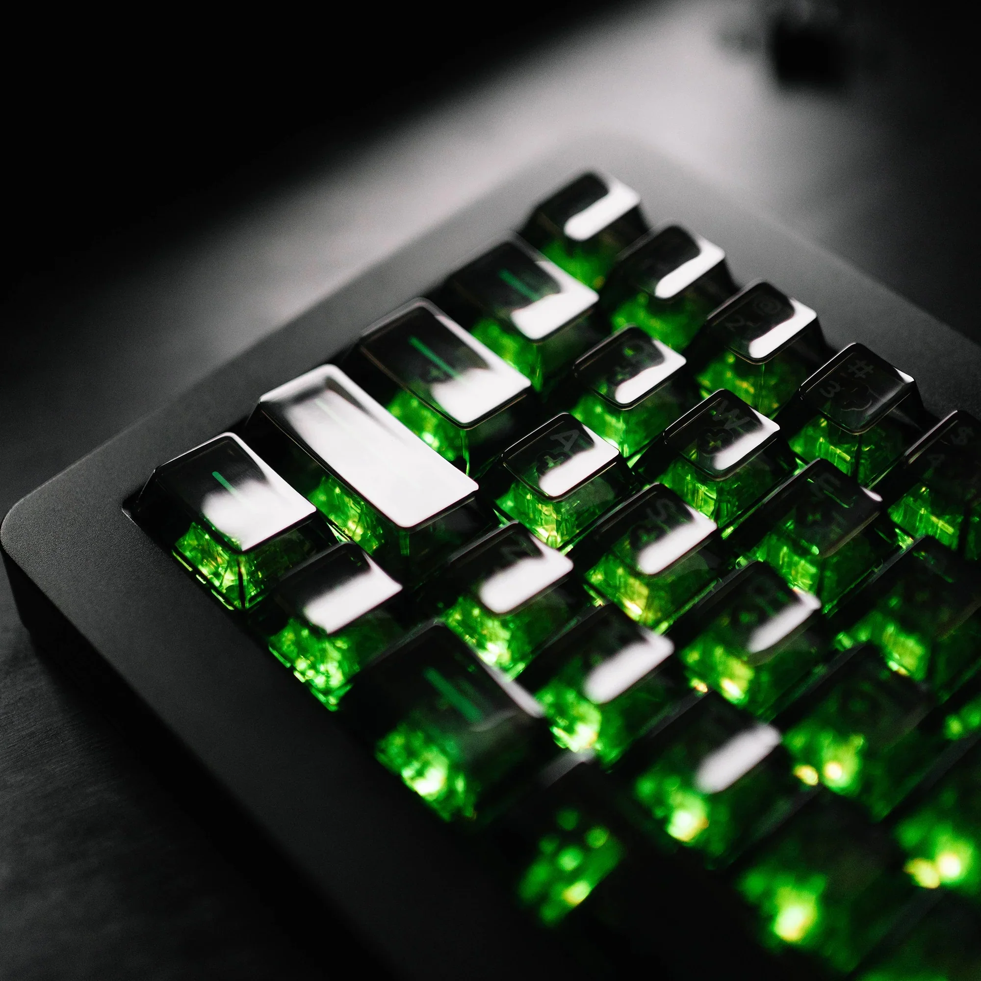 KBDFans Clear Scanner Translucent 157 Key Cherry Profile Polycarbonate Keycap Set - Image 4