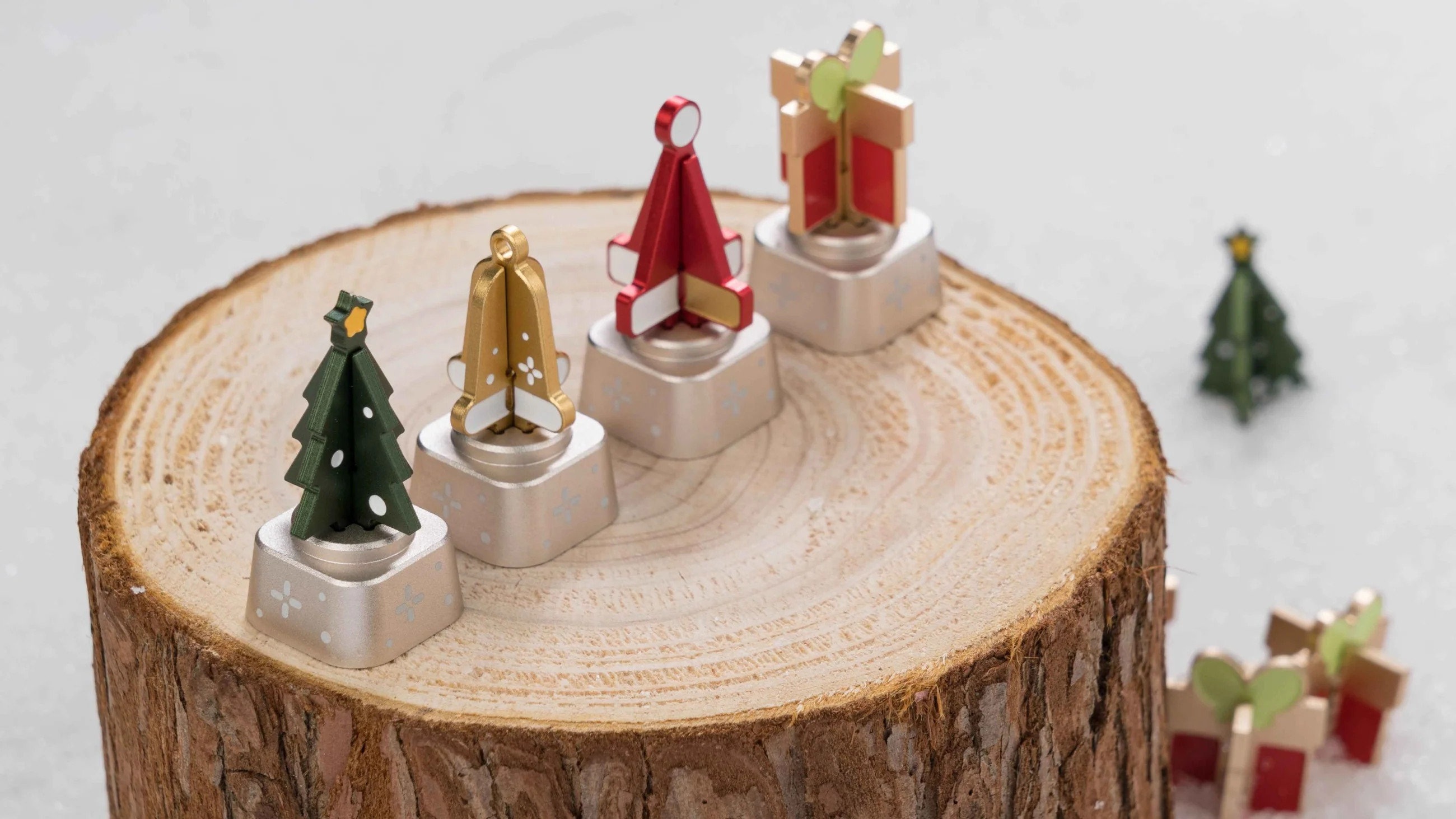 Keychron Christmas Aluminum Alloy Artisan Keycap - Image 3
