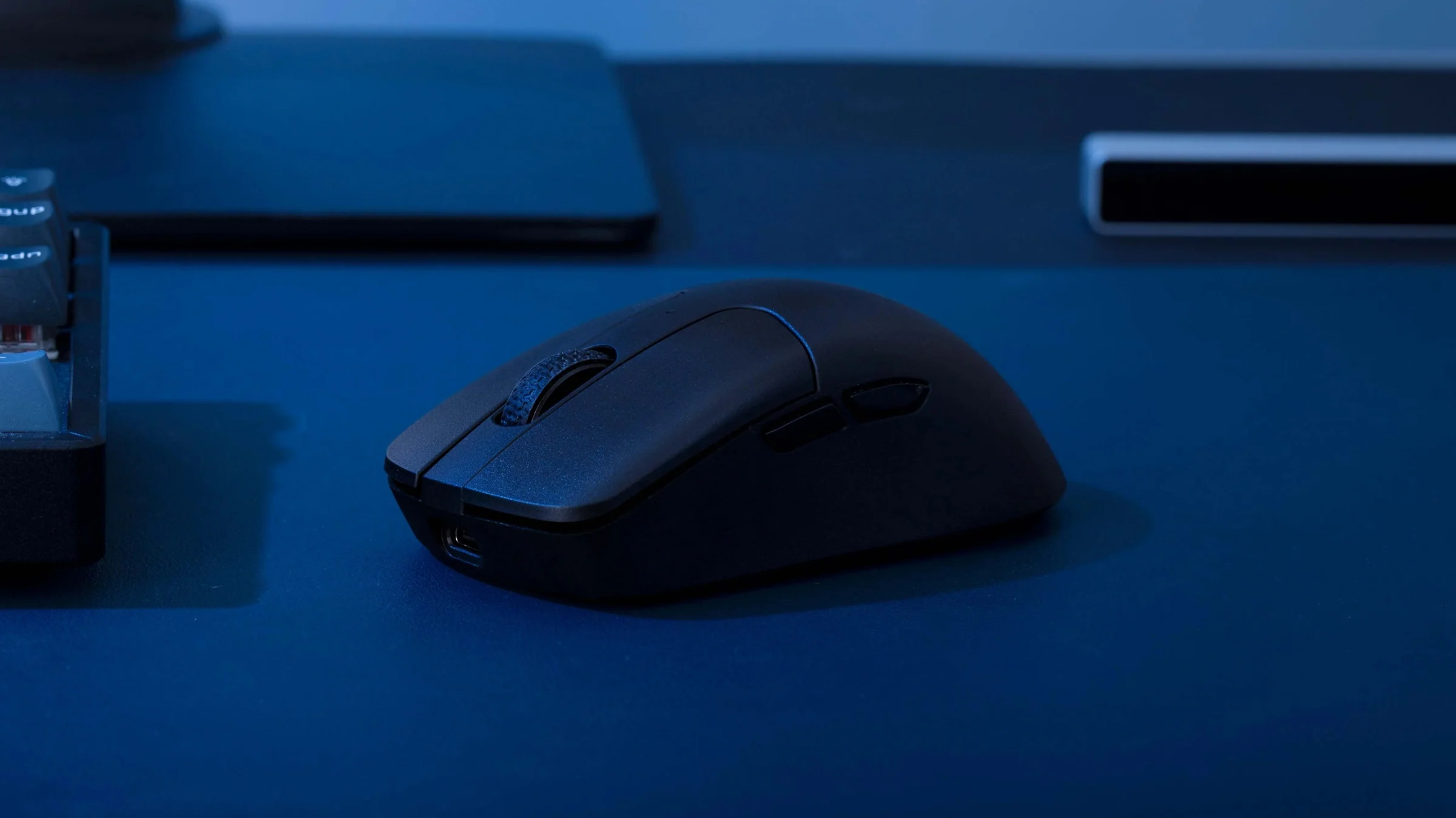 Keychron M2 Mini Wireless Mouse - Image 8