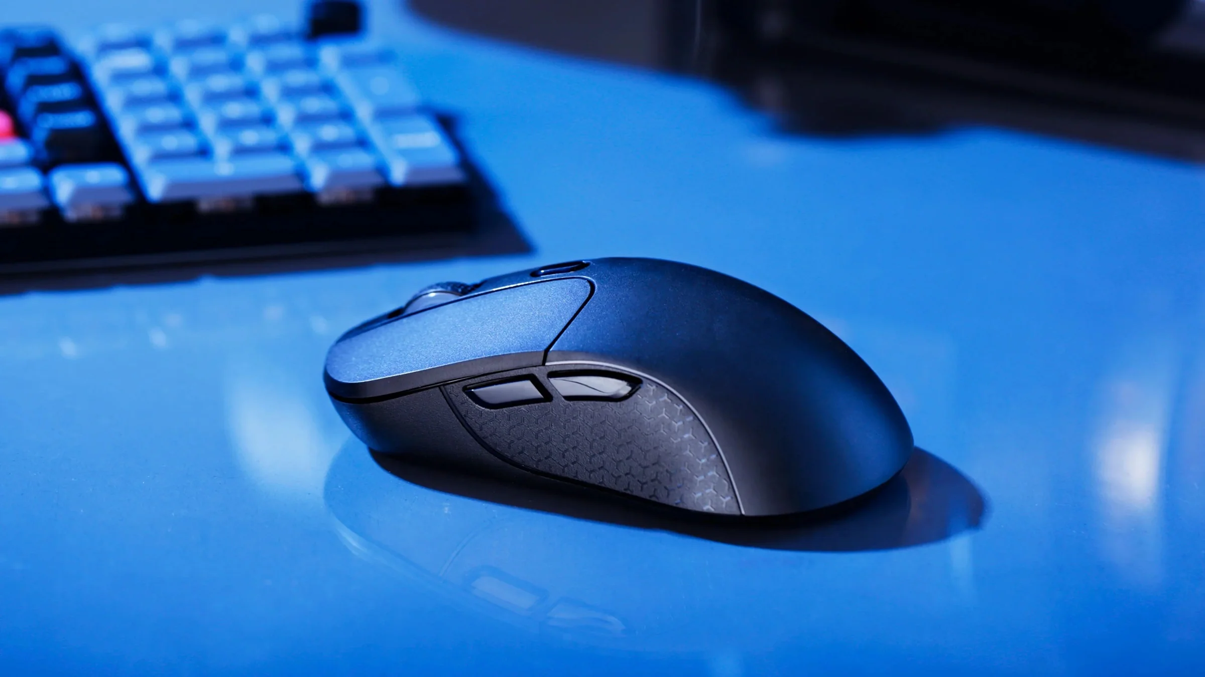 Keychron M3 Black RGB Wireless 4K Mouse - Image 3