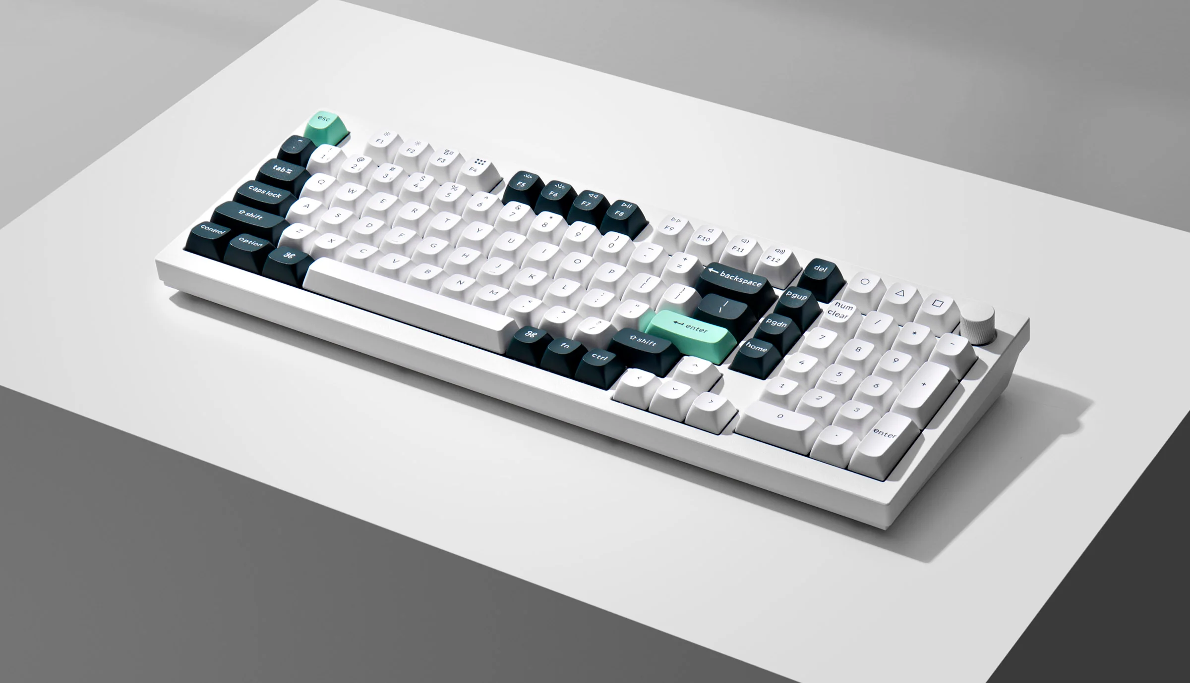 Keychron Q5 HE TMR Aluminum Hotswap Wireless RGB Keyboard - Image 11