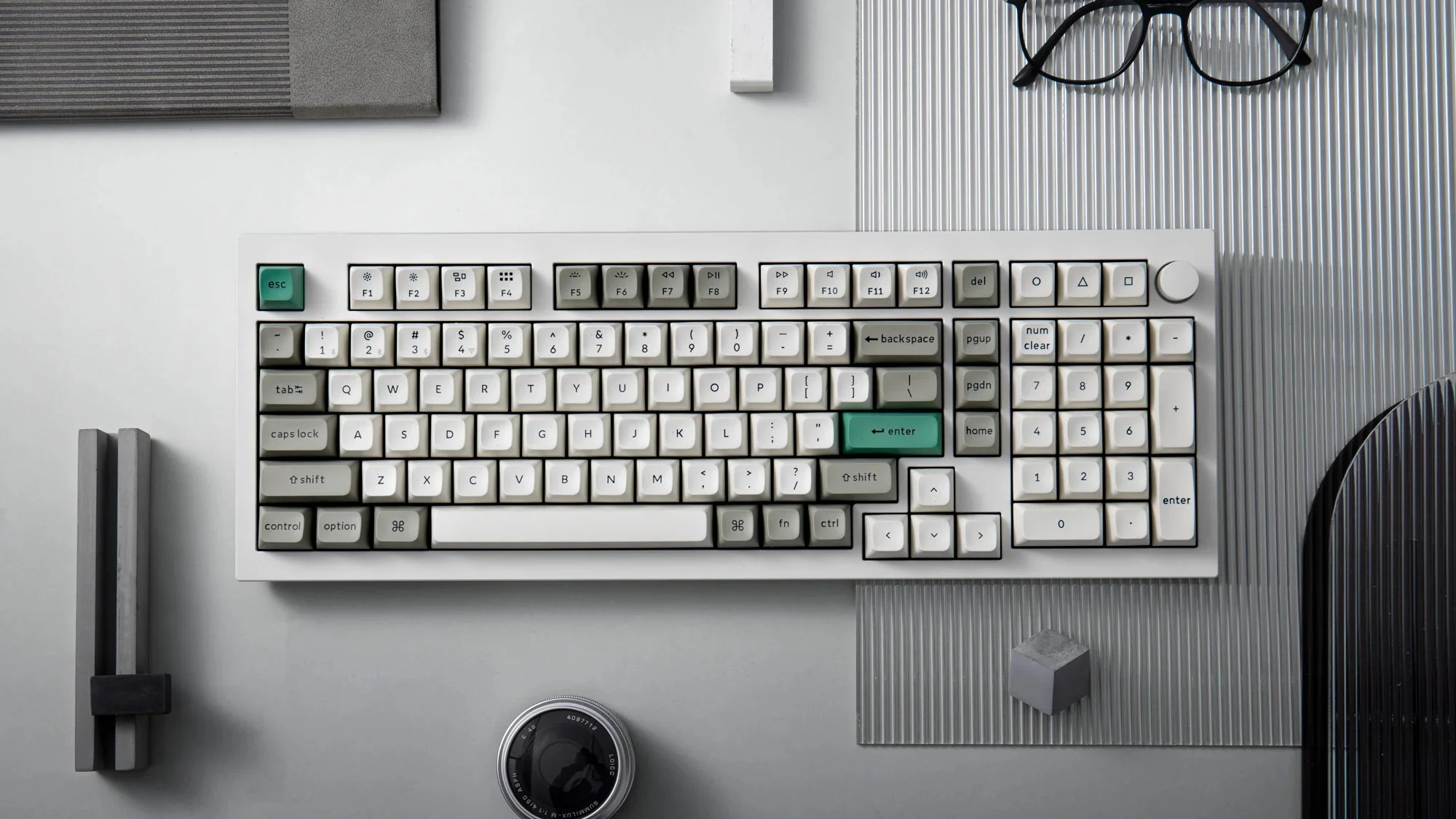 Keychron Q5 Max Aluminum 96% Hotswap Wireless Keyboard - Image 9