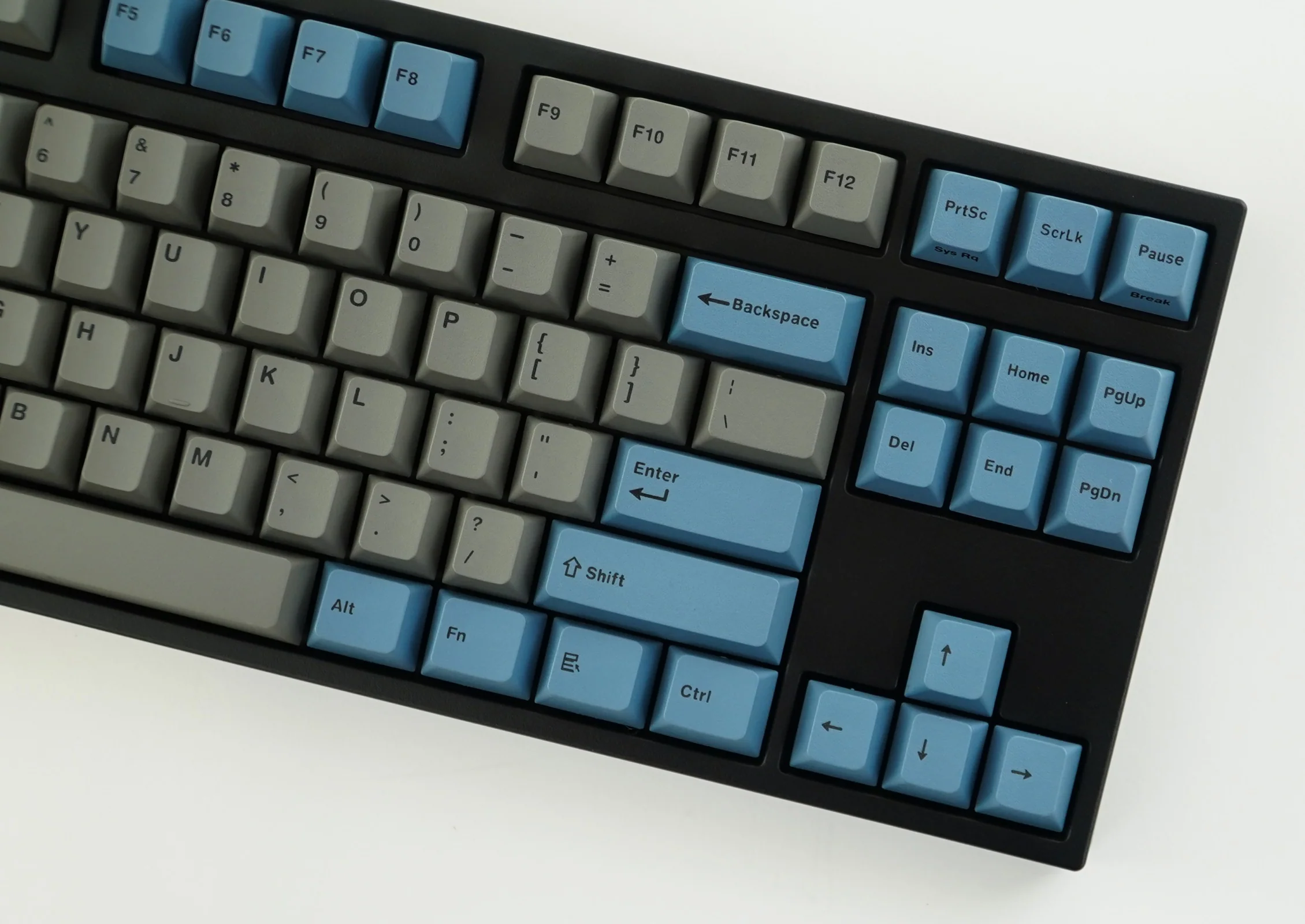 Leopold FC750R Grey/Blue PD TKL Double Shot PBT Mechanical Keyboard - Image 3