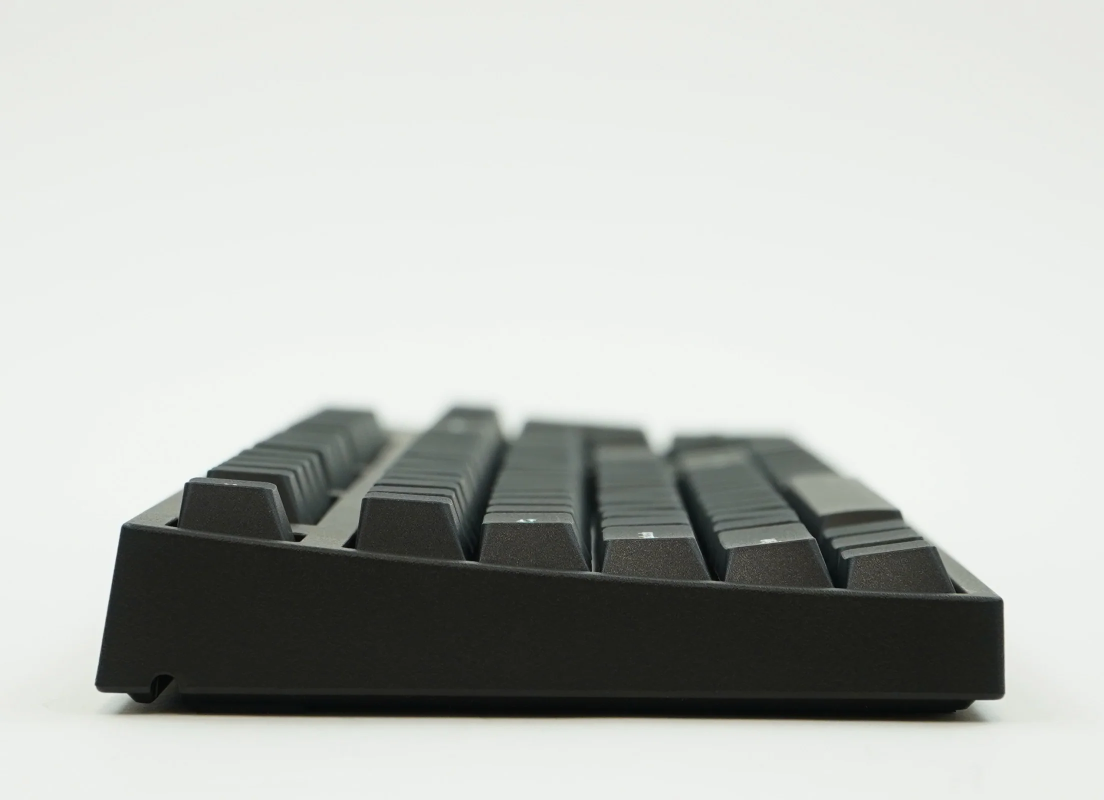 Leopold FC900R Black PD Double Shot PBT Mechanical Keyboard - Image 5