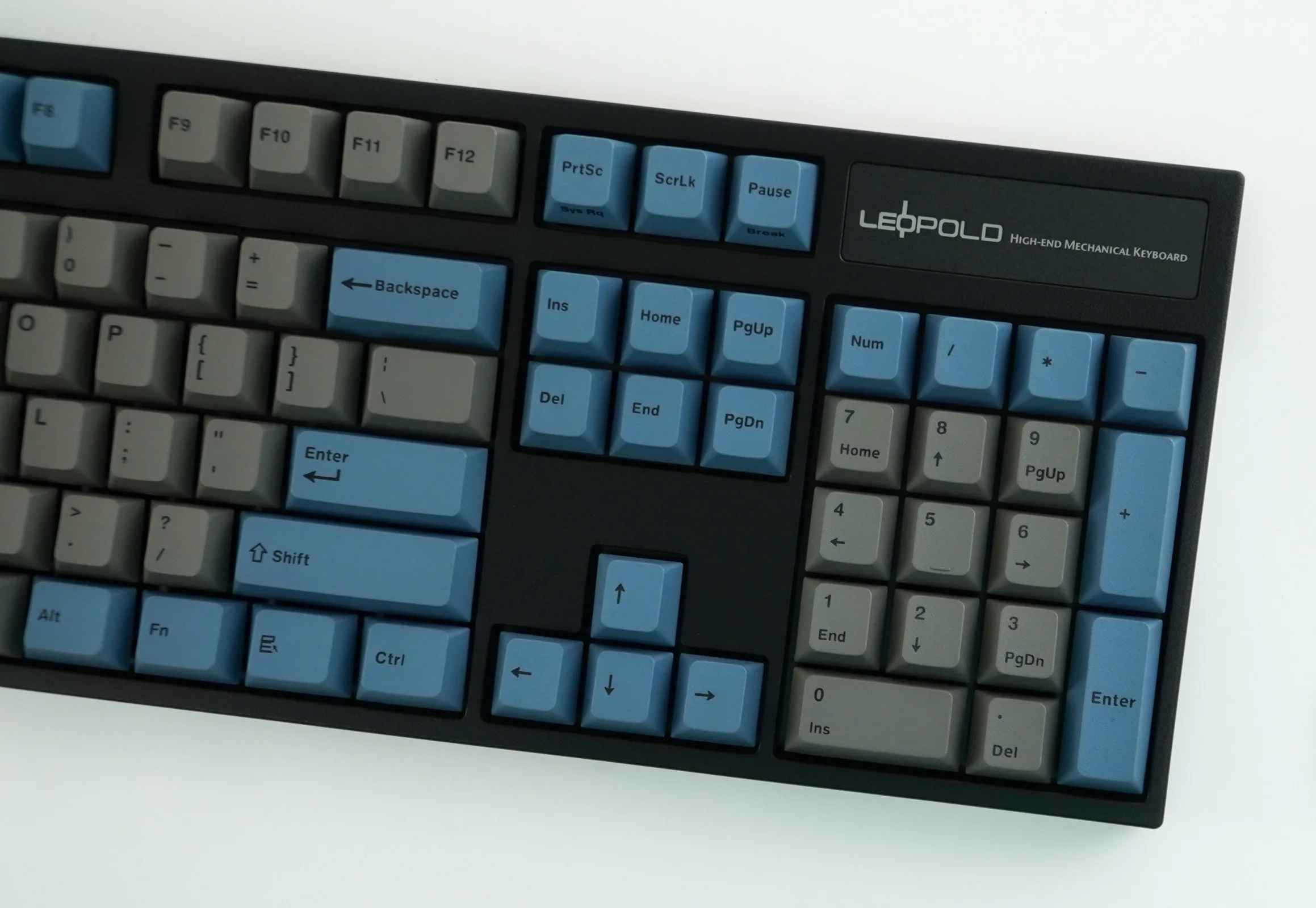 Leopold FC900R Grey/Blue PD Double Shot PBT Mechanical Keyboard - Image 3
