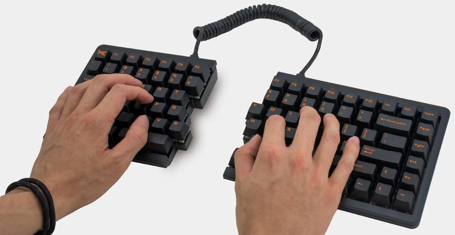 Mistel MD770 Black 75% RGB Double Shot PBT Mechanical Keyboard - Image 3