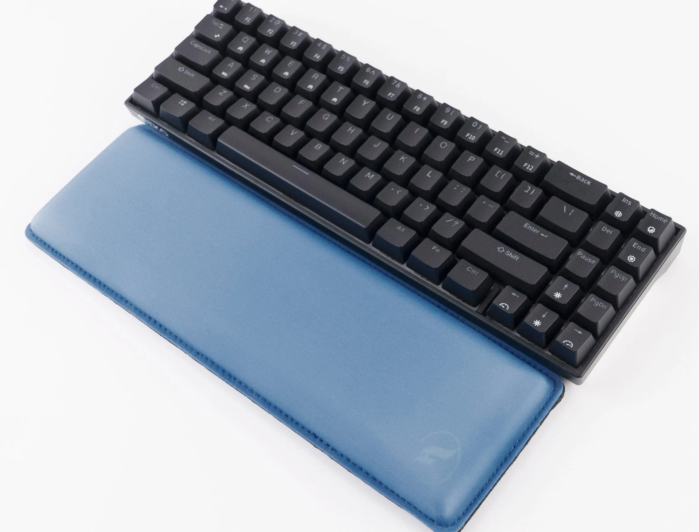 Odin Gaming Nebula Blue Nova Wrist Rest 65% / Compact - Image 3