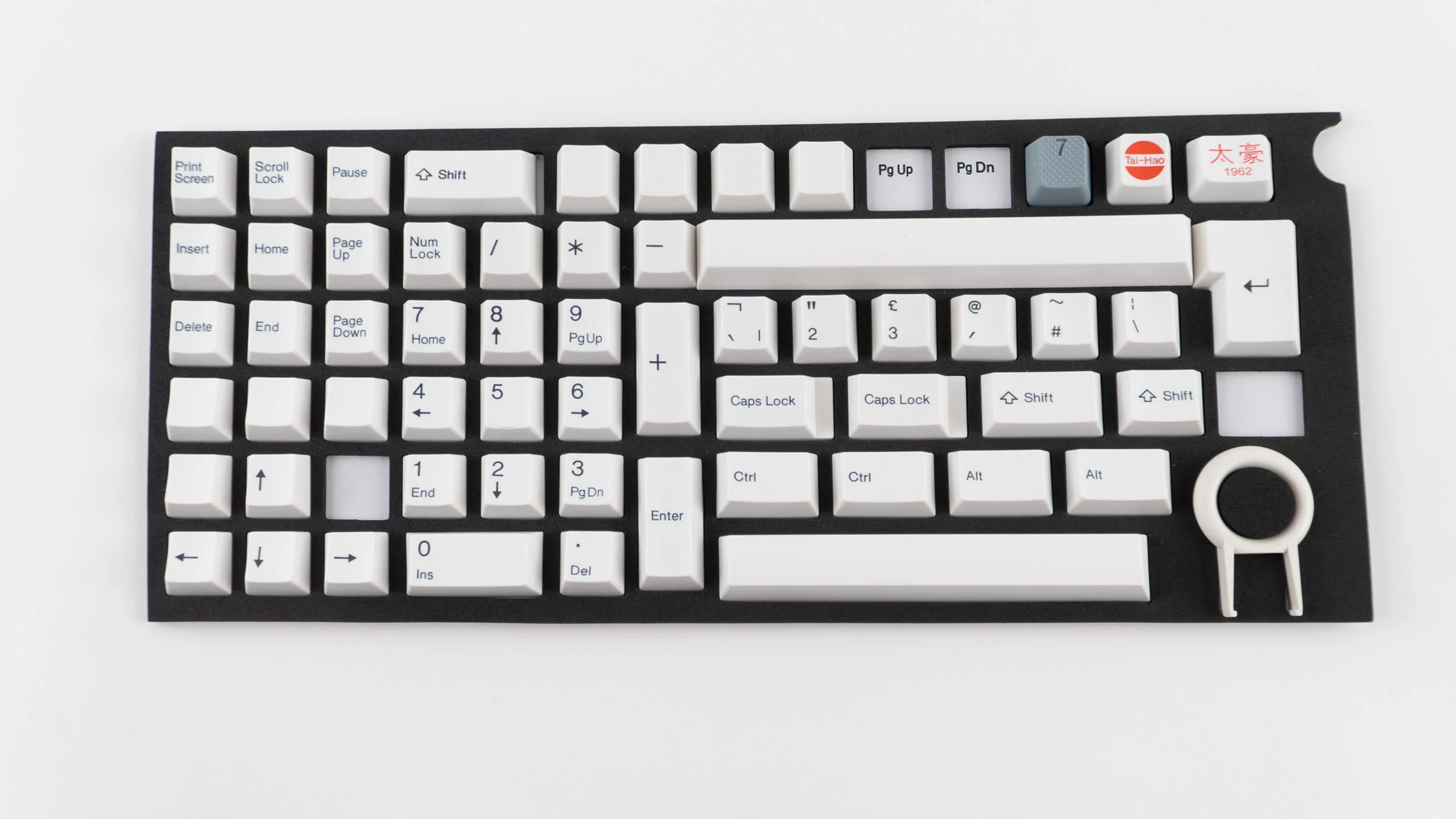 Tai-Hao Black on White 128 Key Cubic Double Shot ABS Keycap Set White - Image 5
