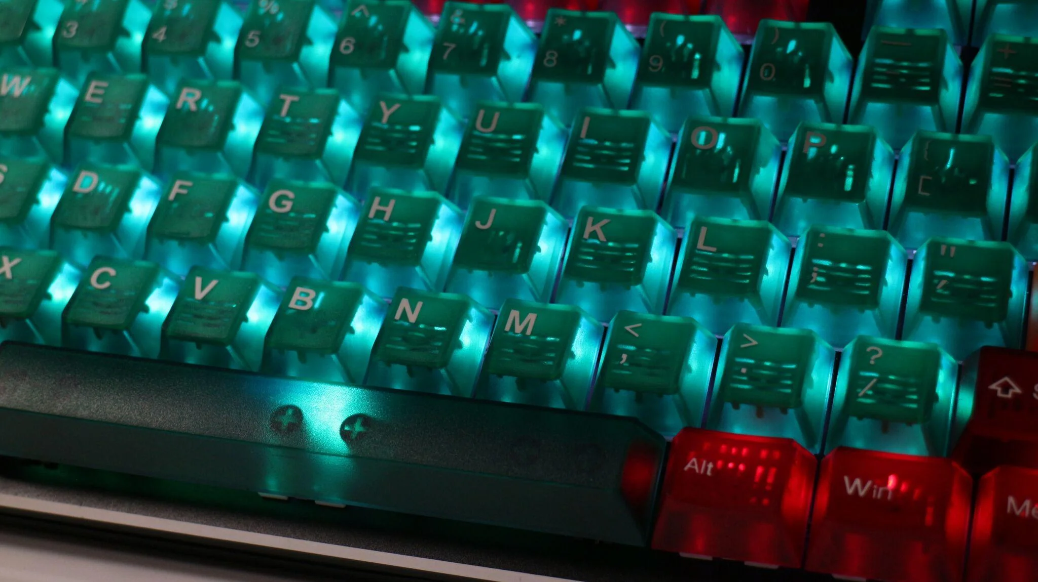 Tai-Hao Green & Red Translucent 152 Key Cubic Profile Double Shot ABS Keycap Set - Image 4