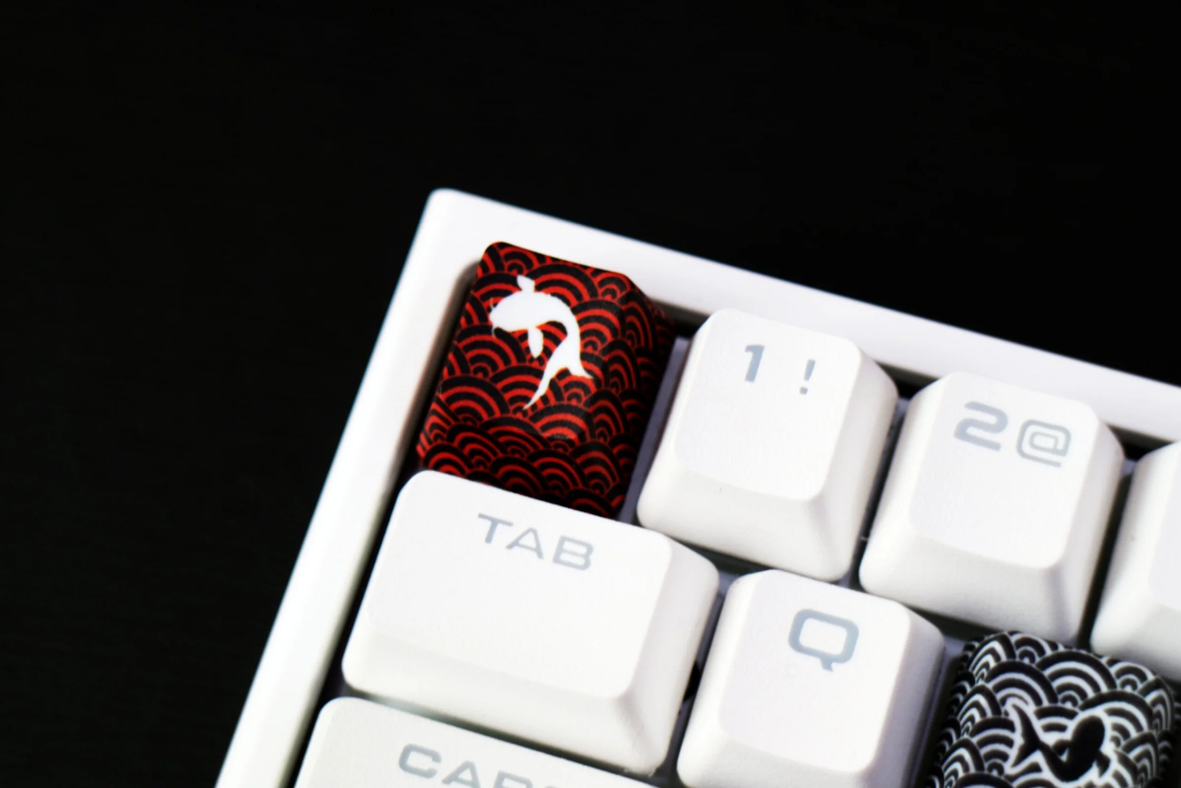 Traitors Sakasama Dark 6 Key OEM Profile Dye Sub Keycap Set - Image 3