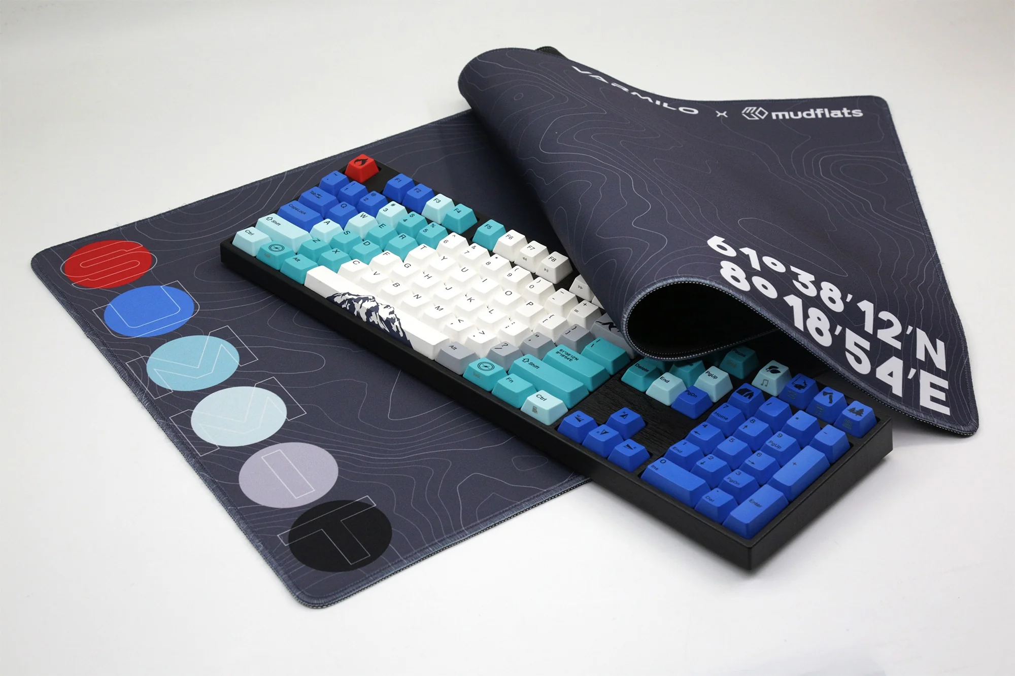 Varmilo Extra Large Summit Desk Mat with Stitched Edges - Image 11