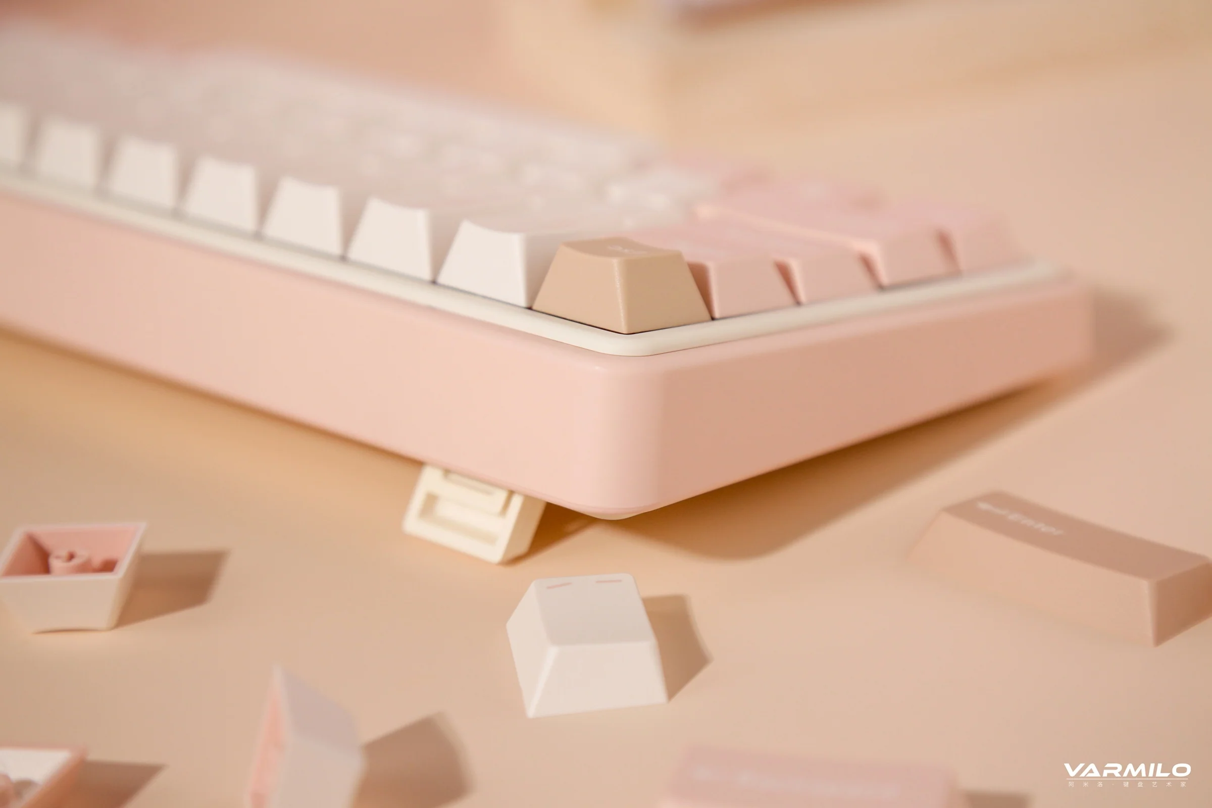 Varmilo Minilo VXB67 Mendozae 65% Bluetooth White LED EC Mechanical Keyboard - Image 7