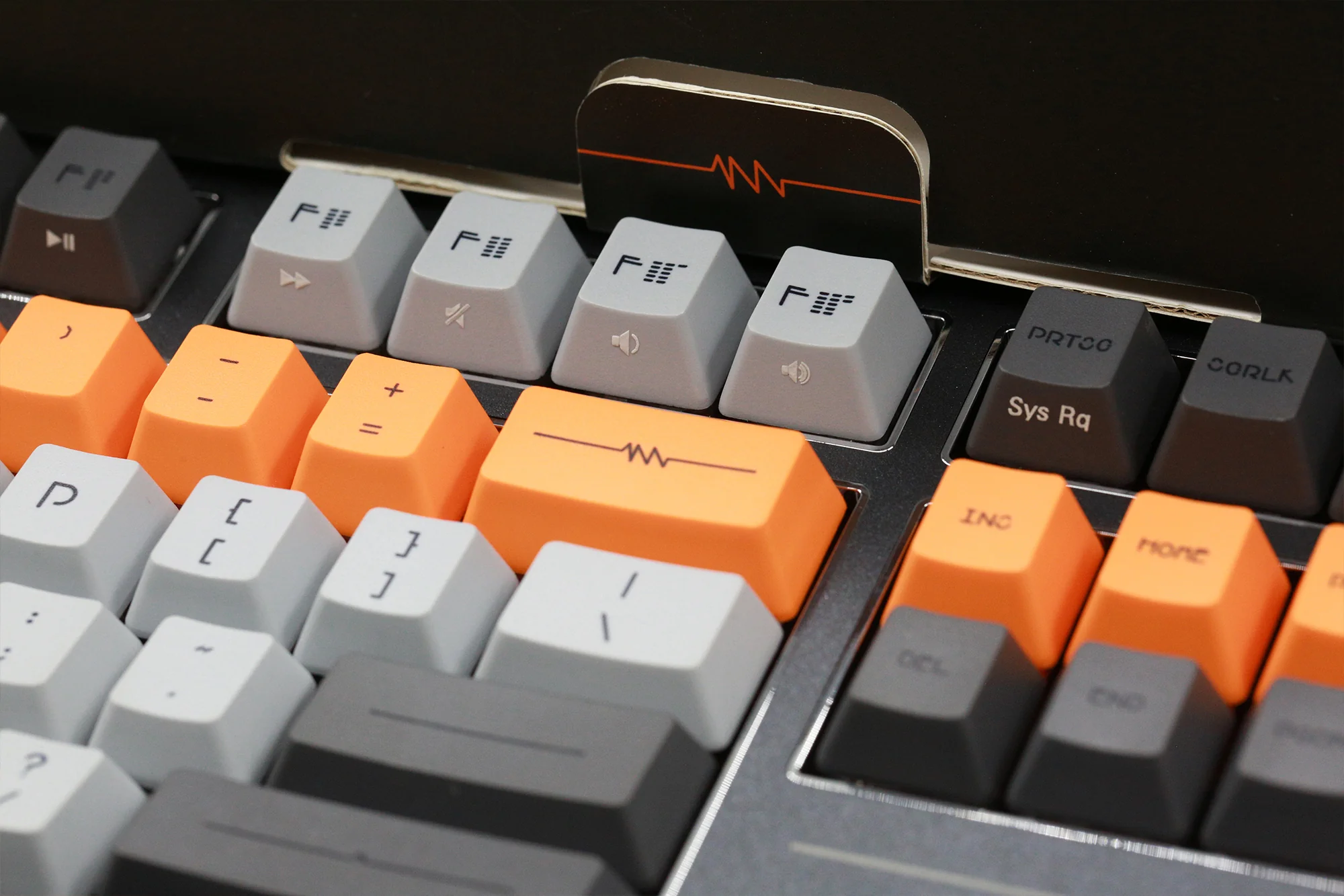 Varmilo Lure Series Lie White LED EC Mechanical Keyboard - Image 13