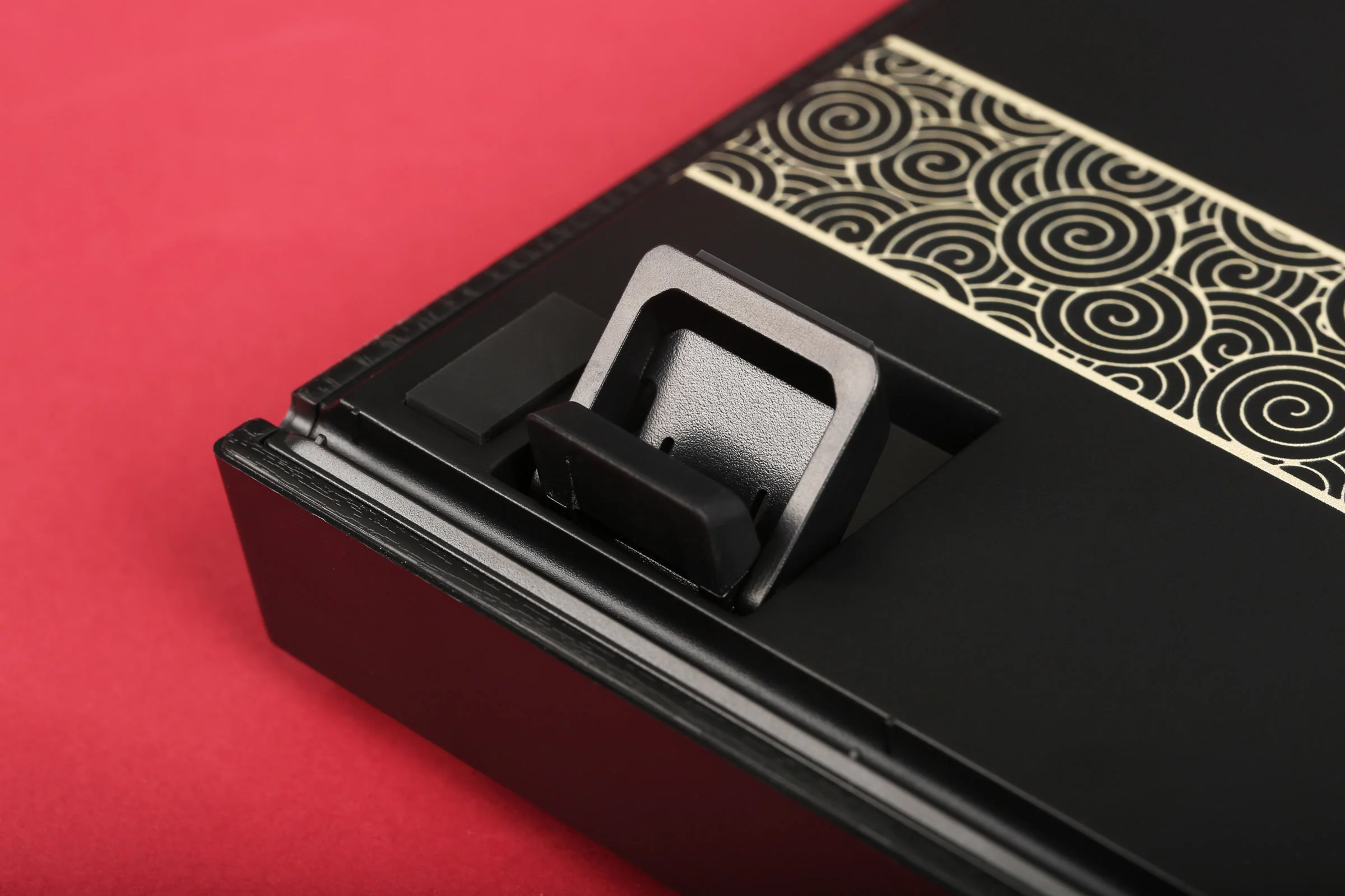 Varmilo VA Series V2 Beijing Opera Bluetooth Mechanical Keyboard - Image 8