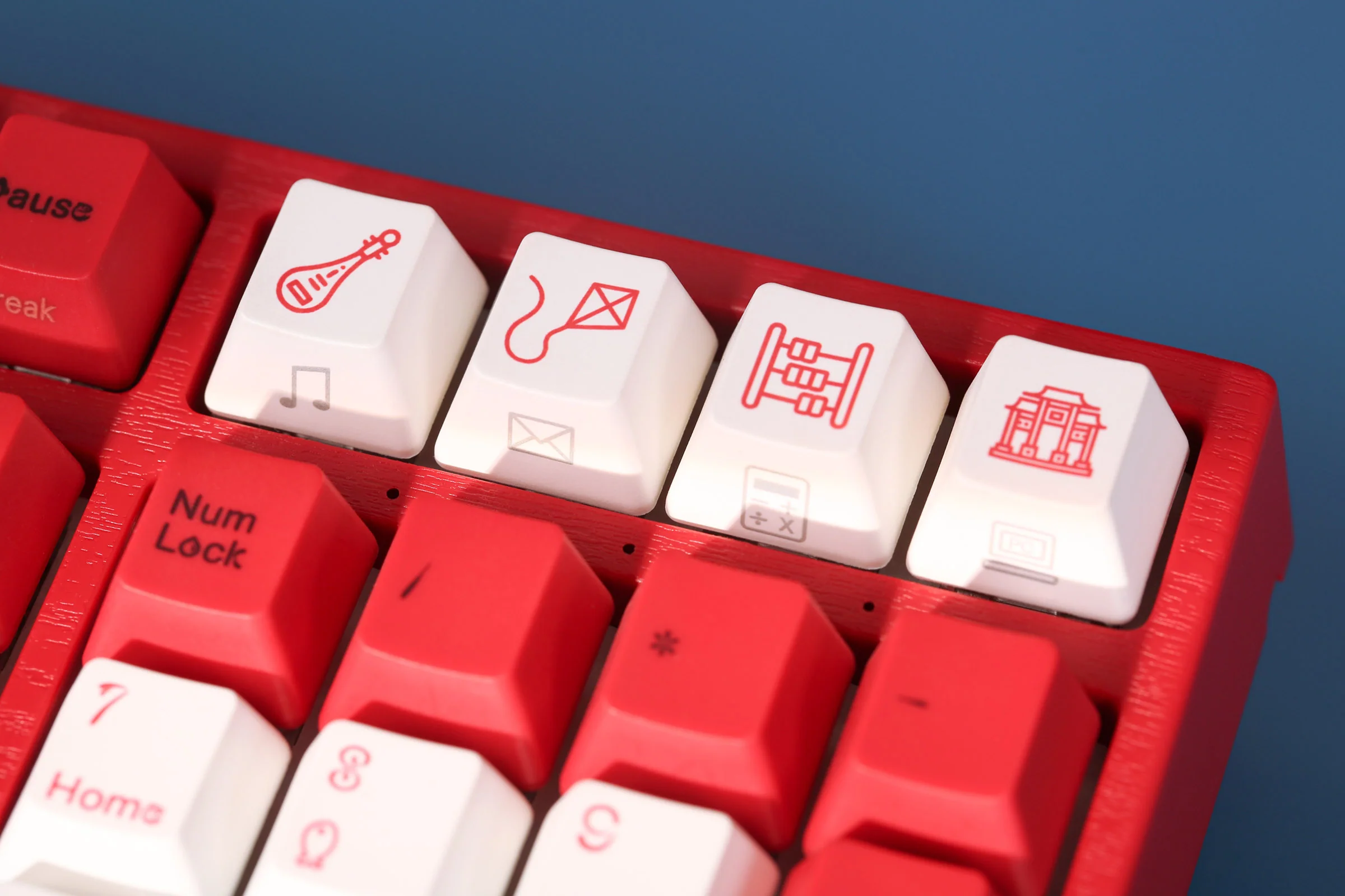 Varmilo VA Series V2 Koi Bluetooth Mechanical Keyboard - Image 4